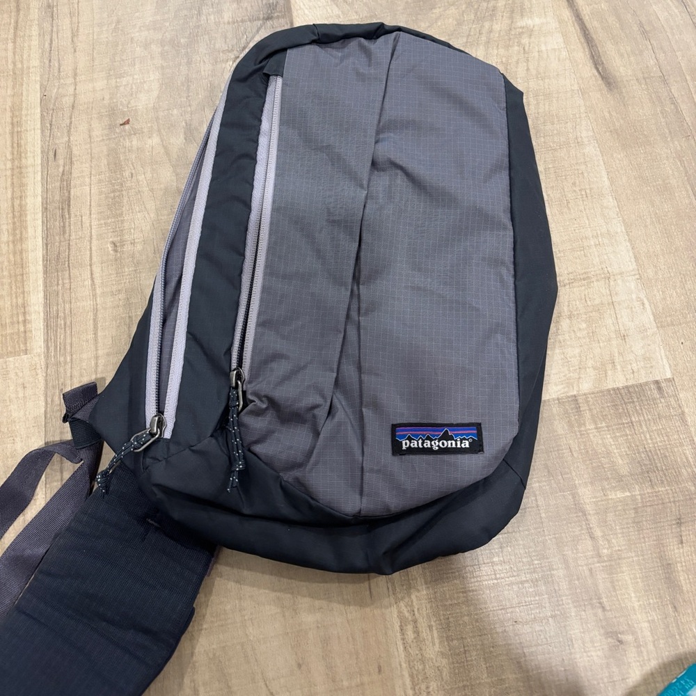 Patagonia sling bag 8L
